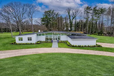 21 Lloyd Haven Drive, Lloyd Harbor, NY 11743 - Photo 1