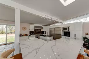 21 Lloyd Haven Dr, Lloyd Harbor, NY 11743 - Photo 5