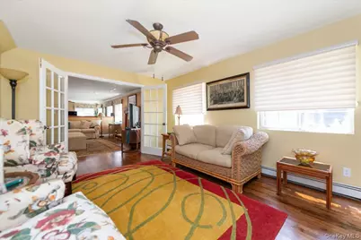 40 E Penn Street, Long Beach, NY 11561 - Photo 11