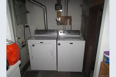 90 Paggi Terrace, Wappingers Falls, NY 12590 - Photo 9