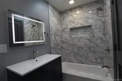 99 Ontario St, Port Jefferson Station, NY 11776 - Photo 23