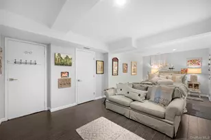 86 Dove Hill Dr, Manhasset, NY 11030 - Photo 29