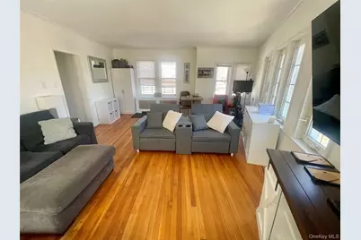 372 E 235th Street, Bronx, NY 10470 - Photo 17