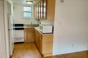 372 E 235th St, Bronx, NY 10470 - Photo 25