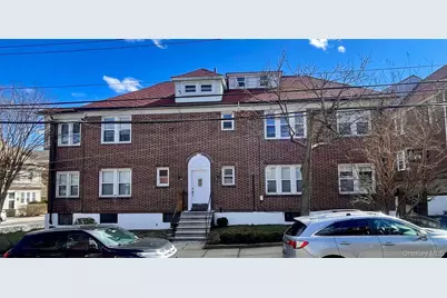 372 E 235th Street, Bronx, NY 10470 - Photo 1