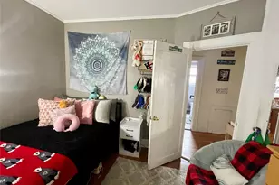 372 E 235th St, Bronx, NY 10470 - Photo 9