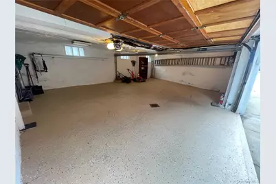 372 E 235th Street, Bronx, NY 10470 - Photo 29