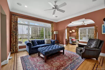 247 Broadway, Pleasantville, NY 10570 - Photo 17