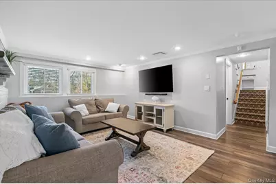 16 Ingold Drive, Dix Hills, NY 11746 - Photo 27