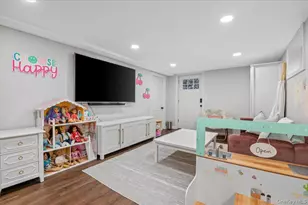 16 Ingold Dr, Dix Hills, NY 11746 - Photo 37