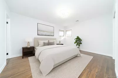 8 Spector Lane, Plainview, NY 11803 - Photo 7