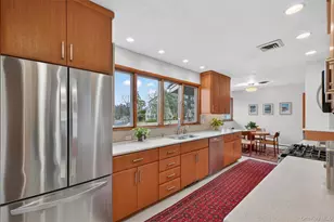 6 Yates Blvd, Poughkeepsie, NY 12601 - Photo 9