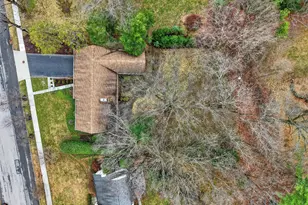 6 Yates Blvd, Poughkeepsie, NY 12601 - Photo 5