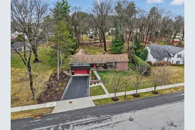 6 Yates Boulevard, Poughkeepsie, NY 12601 - Photo 3