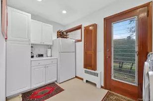 6 Yates Blvd, Poughkeepsie, NY 12601 - Photo 11