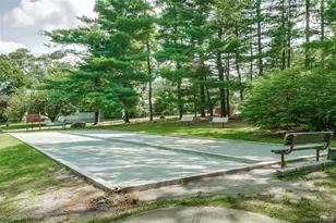 104 Bon Aire Cir W, Suffern, NY 10901 - Photo 17