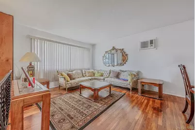 42 Centerwood Street, West Babylon, NY 11704 - Photo 5