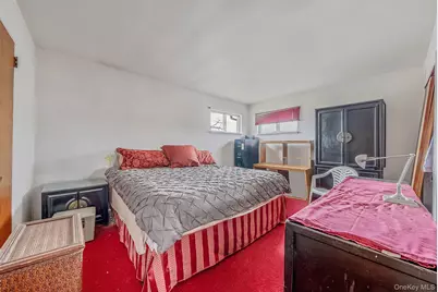 42 Centerwood Street, West Babylon, NY 11704 - Photo 13