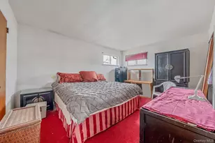 42 Centerwood St, West Babylon, NY 11704 - Photo 13