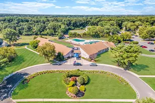 9 Kiowa Ct, Coram, NY 11727 - Photo 13