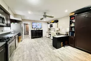 1663 Waring Ave, Bronx, NY 10469 - Photo 23