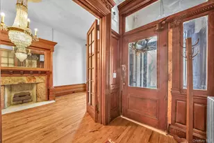 230 W 137th St, New York, NY 10030 - Photo 5