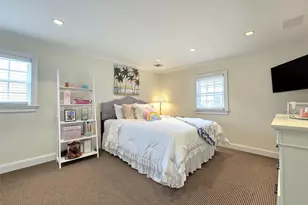 19 Kent Pl, Amityville, NY 11701 - Photo 7