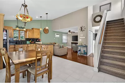 59 2nd Avenue, Holtsville, NY 11742 - Photo 3