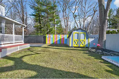 59 2nd Avenue, Holtsville, NY 11742 - Photo 21