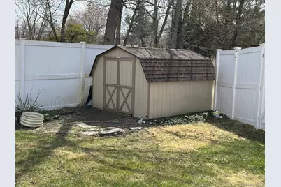 98 Sutton Park Road, Poughkeepsie, NY 12603 - Photo 27