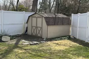 98 Sutton Park Rd, Poughkeepsie, NY 12603 - Photo 27