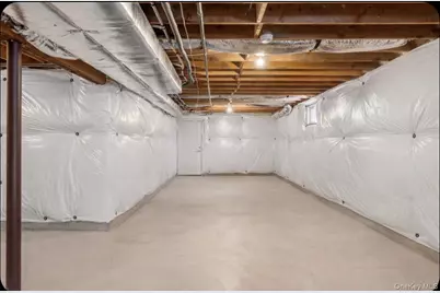 32 Florida Avenue, Medford, NY 11763 - Photo 23