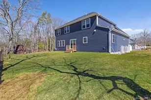 32 Florida Ave, Medford, NY 11763 - Photo 25