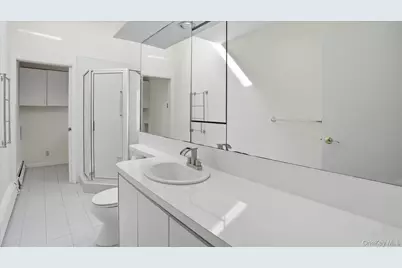 23 Hartley Road, Great Neck, NY 11023 - Photo 23