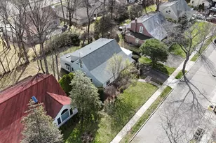 23 Hartley Rd, Great Neck, NY 11023 - Photo 47