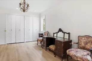 23 Hartley Rd, Great Neck, NY 11023 - Photo 19