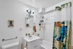 260 Beach 81st St, Rockaway Beach, NY 11693 - Photo 11