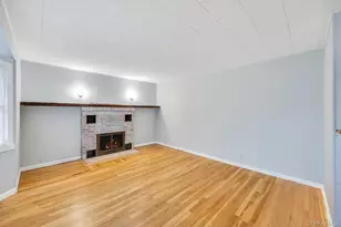 171 N Ontario St, Ronkonkoma, NY 11779 - Photo 7