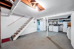 171 N Ontario St, Ronkonkoma, NY 11779 - Photo 21