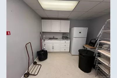 826 Main Street #824, Poughkeepsie, NY 12603 - Photo 5