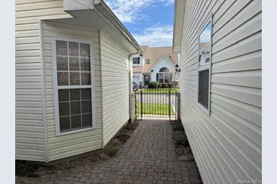 15 Constantine Way, Mount Sinai, NY 11766 - Photo 3