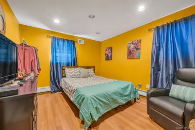 138-10 11 Avenue, Whitestone, NY 11357 - Photo 15