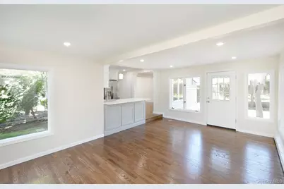 9 Koster Court, Huntington Station, NY 11746 - Photo 9