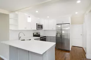 9 Koster Ct, Huntington Station, NY 11746 - Photo 7