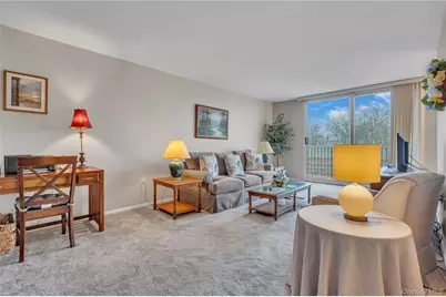 1 Lakeview Drive #4L, Peekskill, NY 10566 - Photo 3