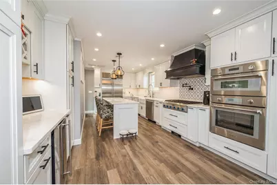 2296 Willow Street, Wantagh, NY 11793 - Photo 9