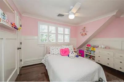 2296 Willow Street, Wantagh, NY 11793 - Photo 19