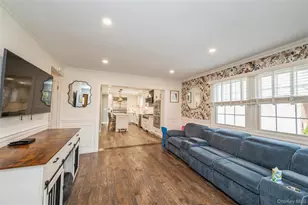 2296 Willow St, Wantagh, NY 11793 - Photo 5