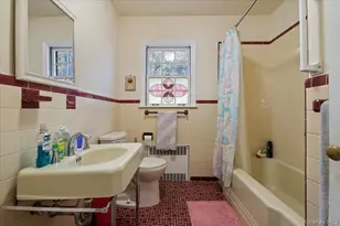 12 Maple Ave, Bethpage, NY 11714 - Photo 15