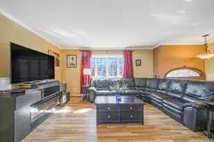 25 Verleye Ave, East Northport, NY 11731 - Photo 5